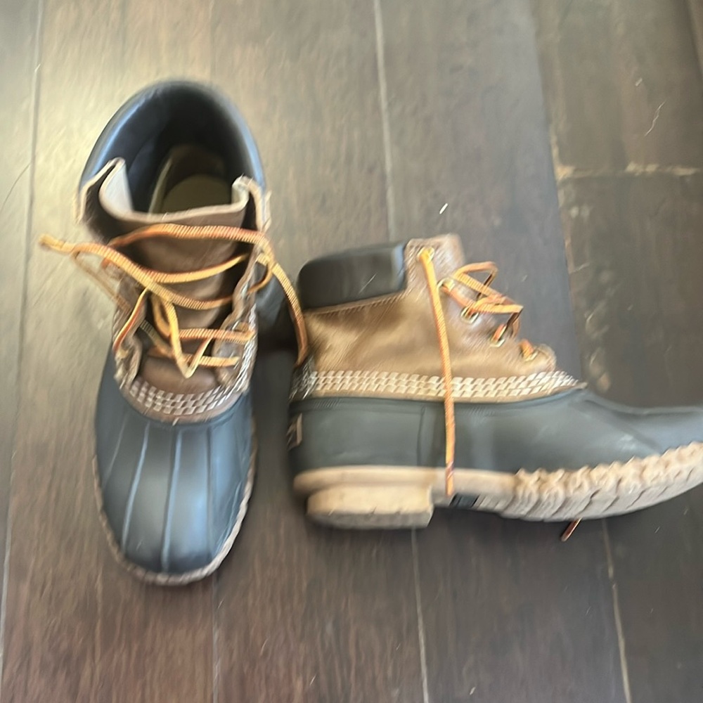 LL. Bean Women’s Sz 6 Bean Boots